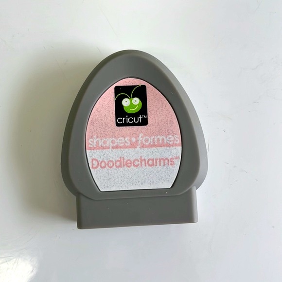 Cricut Cartridge: Doodlecharms - Picture 5 of 7